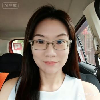 Baby-sitter in Kuala Lumpur: Amber