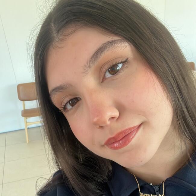 Babysitter in Criciúma: Mariana