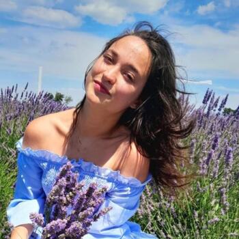 Babysitter Artena: Sara