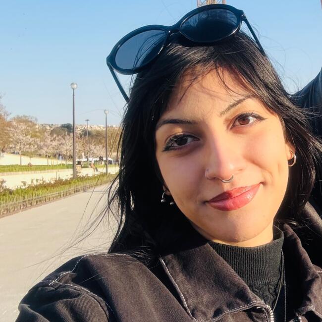 Babysitter in Rosny-sous-Bois: Ainaz