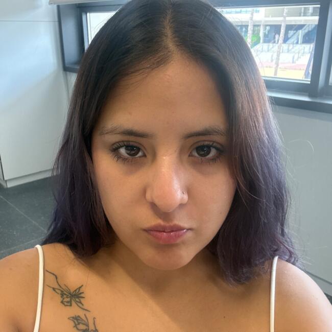 Babysitter in Dos Hermanas: Tesha