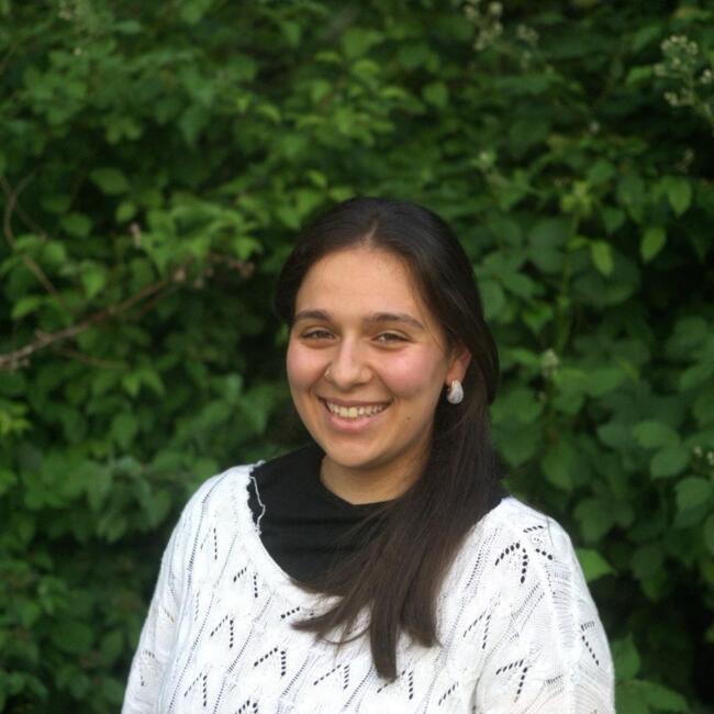 Baby-sitter in Lyss: Lara