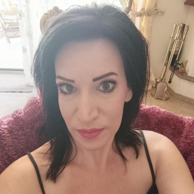 Babysitter in Kamatero: Maria