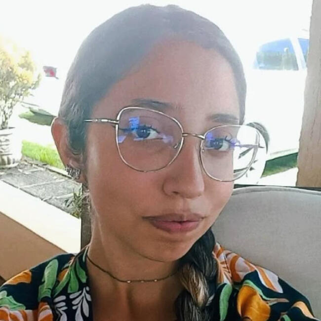 Babysitter in Recife: Jenny