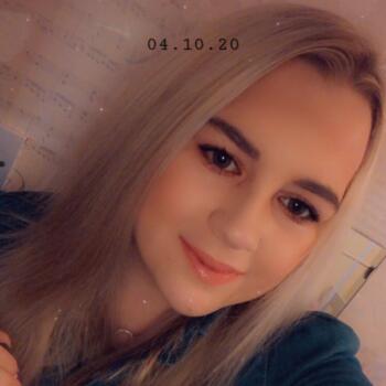 Babysitter in Chesterfield: Hannah