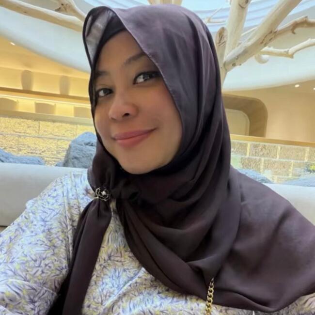 Babysitter in Singapore Island: Nini