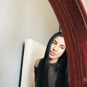 Barnvakt i Brussels: Nora