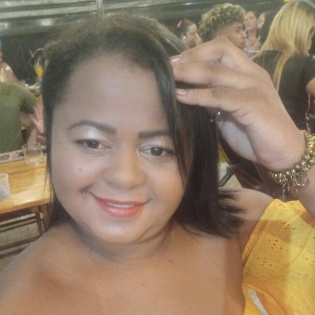 Babysitter in Olinda: Ingrid.