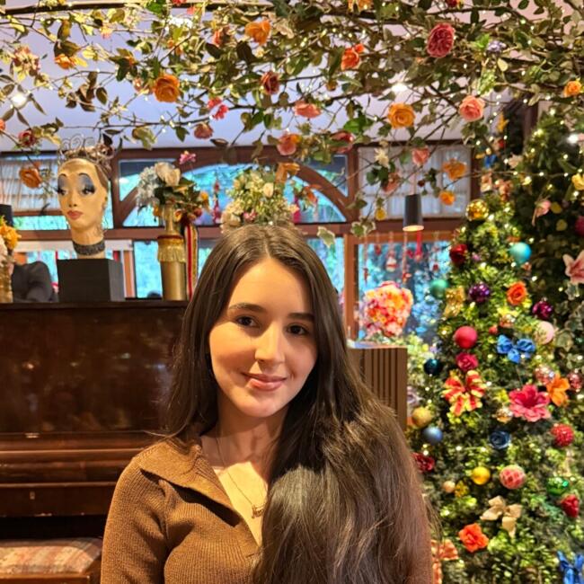 Babá em Taubaté: Fernanda