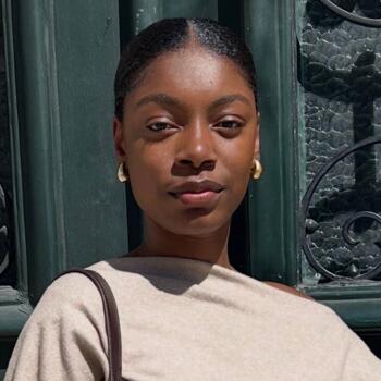 Babysitter in Lisbon: Serena