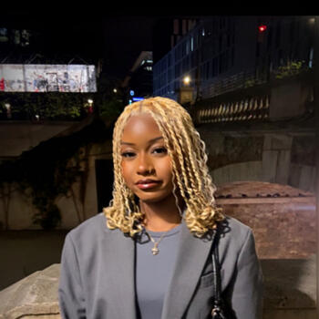 Babysitter Paris: Fatim