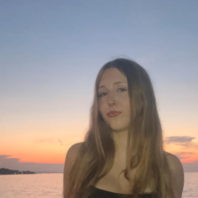 Babysitter in Pottenstein: Louisa