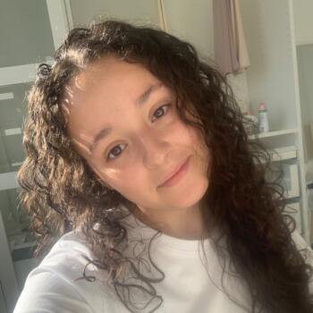 Babysitter Amiens: Assia