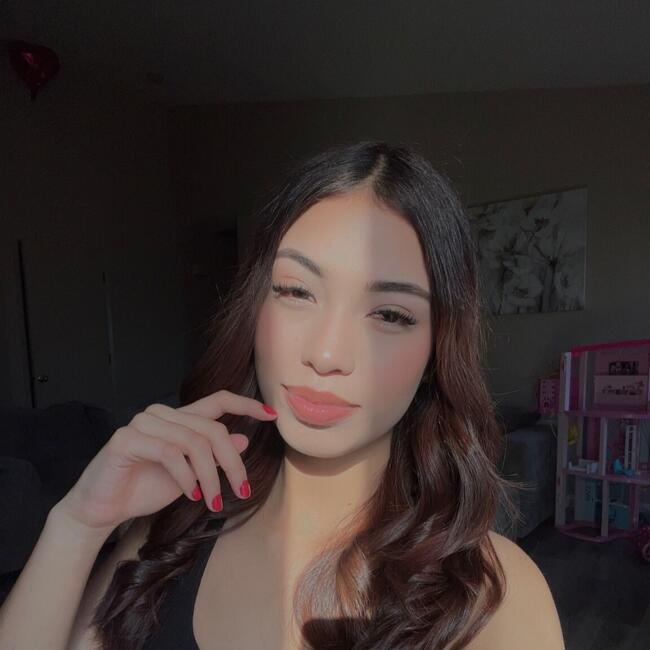 Babysitter in Bakersfield: Gabriela
