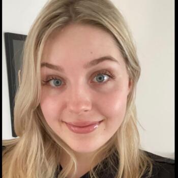 Babysitter in Évreux: Alexia