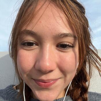 Babysitter in Wien: Leigh Florentina
