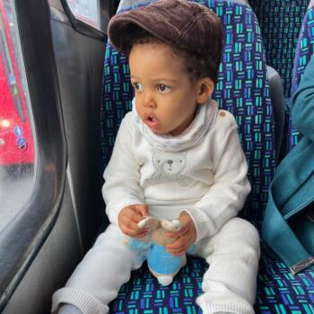 Babysitting job in London: babysitting job Patrik