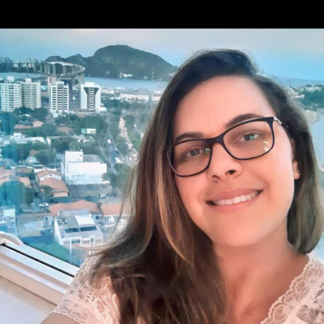 Babá em Belo Horizonte: Verônica