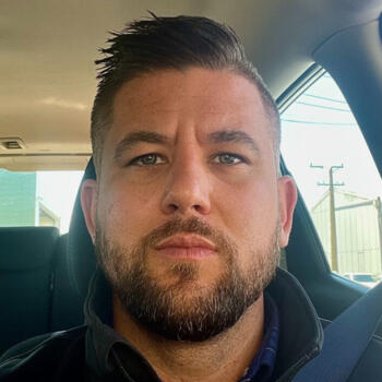 Babysitting job in Invercargill: babysitting job Arran