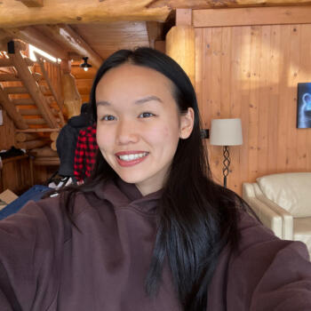 Baby-sitter in Oakville: Jessica