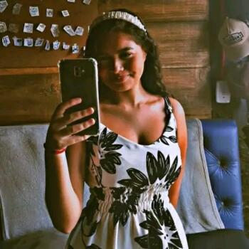 Babá em Belém: Débora