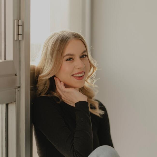 Babysitter in The Hague: Lena