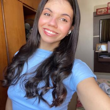 Babysitter in Aparecida de Goiânia: Maria