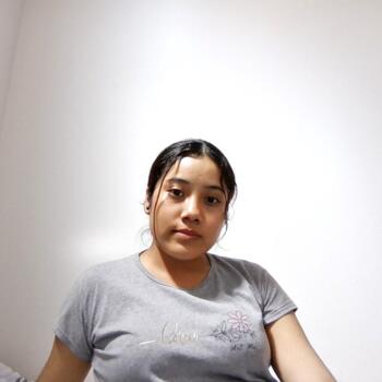 Niñera en Cayhuayna: Karen