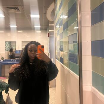 Babysitter Mattapan: Shmide