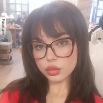 Babysitter in Hammam-Lif: Farah