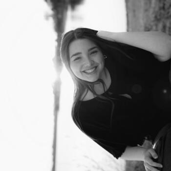 Babysitter in Waxahachie: Brianna