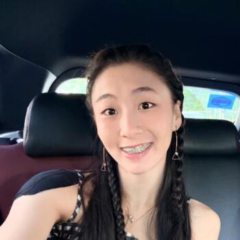 位于Singapore Island的临时保姆: Jia Yu