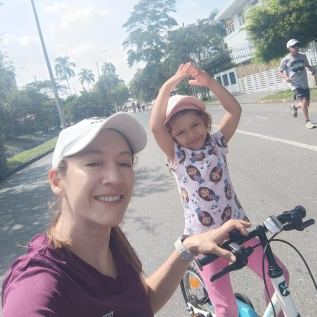 Babysitting job in Santiago de Cali: Jimena