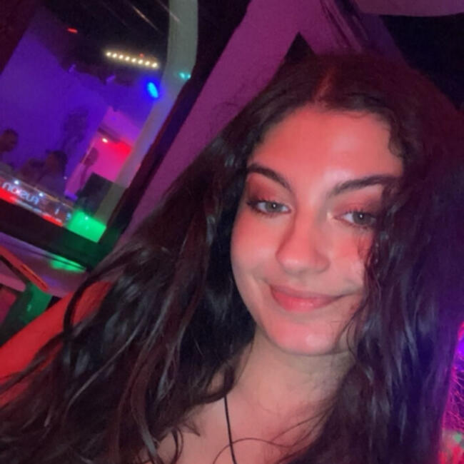 Babysitter in Amiens: Léa