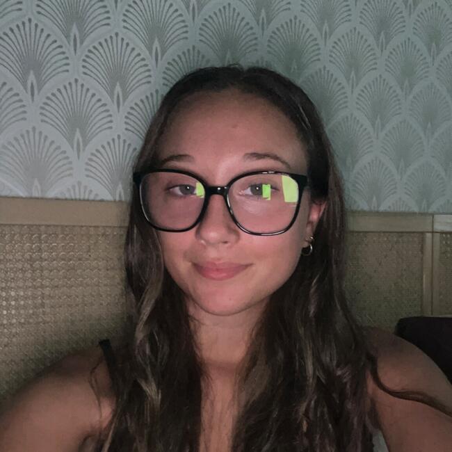 Babysitter in Domont: Justine