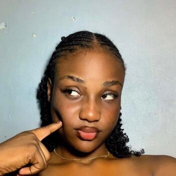 Babysitter in Lagos: Nwadobu