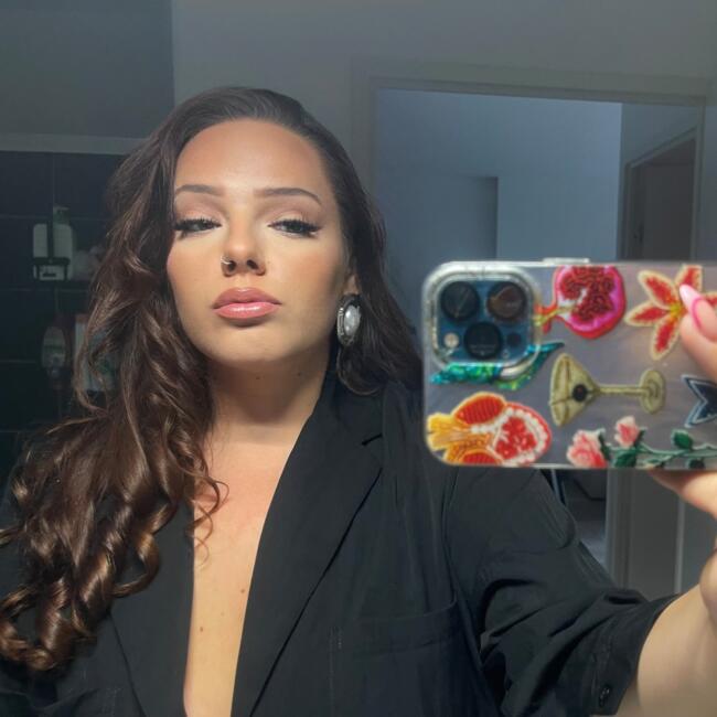 Babysitter in Saint-Jean-de-Braye: Laureen