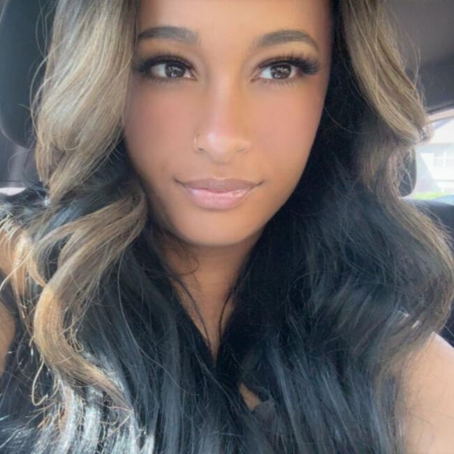 Babysitter in Fairview Heights: Malia