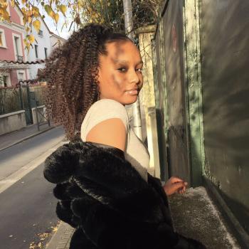 Babysitter Colombes: Daymina