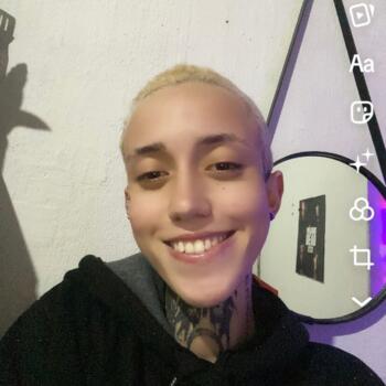 Babysitter Uberlândia: Giovana