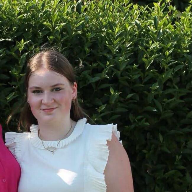 Babysitter in Staden: Noor