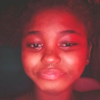 Babysitter in Portmore: Kaja
