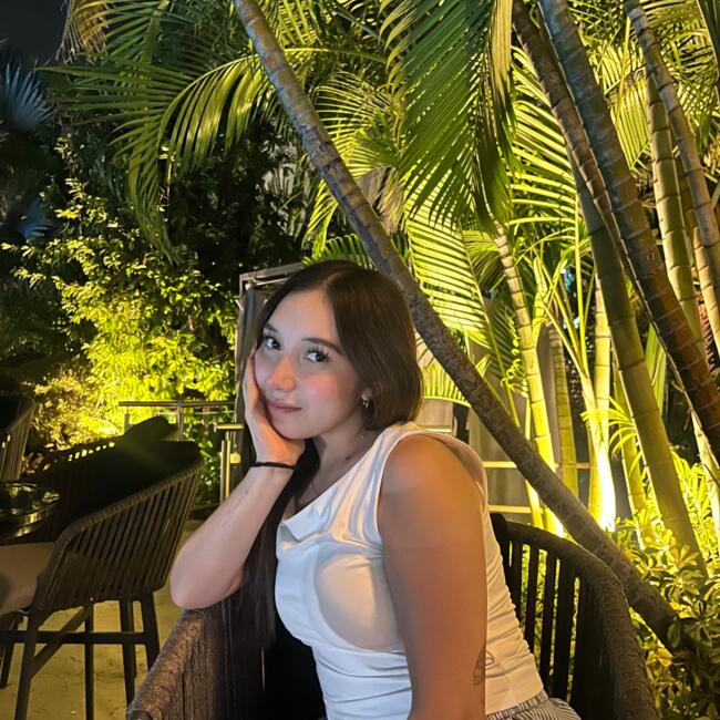 Baby-sitter in Mexico: Valentina
