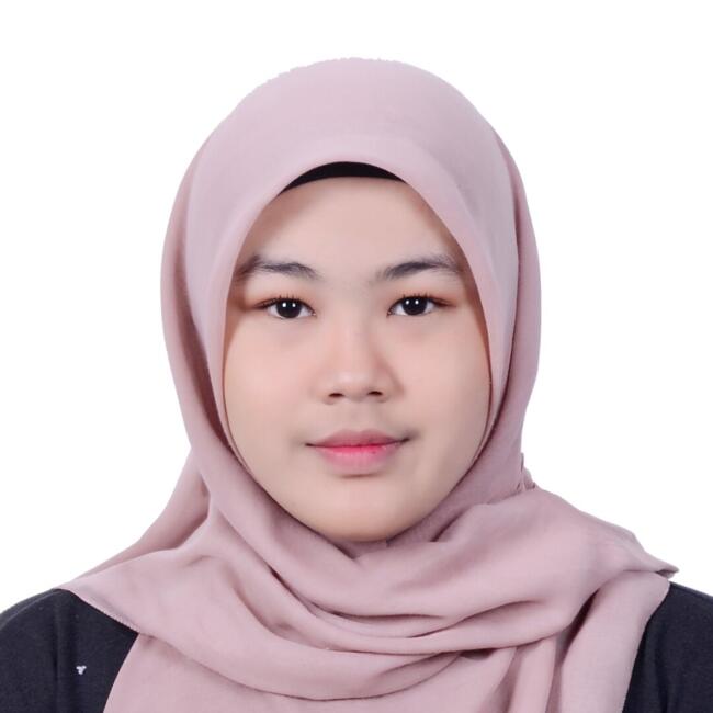 Pengasuh di Ampang: Izzatie