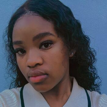 Babysitter Etwatwa: Karabo