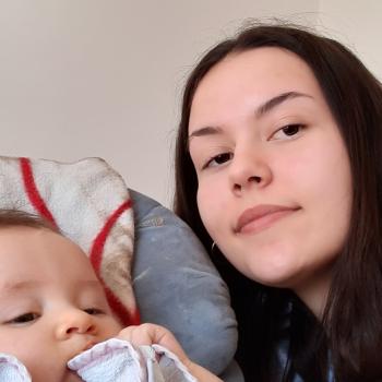 Baby-sitter in Toulon: Bessila