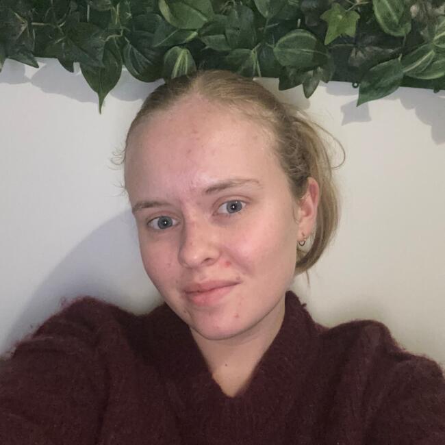 Babysitter in Changé (Mayenne): Justine