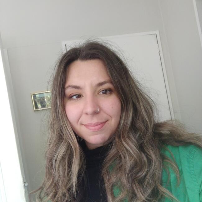 Babysitter in Napier City: Petra