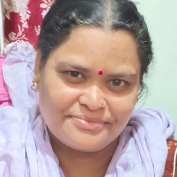 Babysitter Pune: Manju