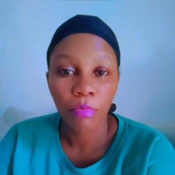 مربية أطفال في إمارة الشارقة: ANNET